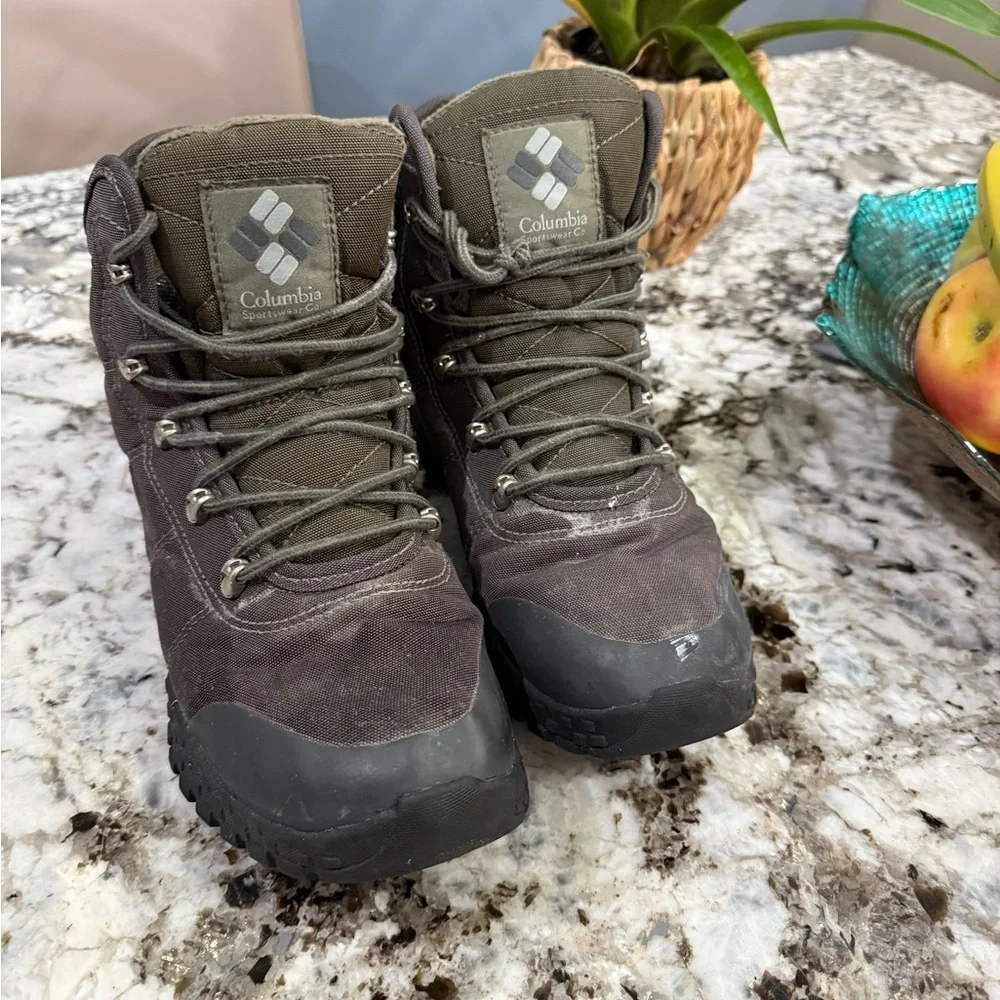 Columbia Fairbanks Lace Boots men’s size 8.5
